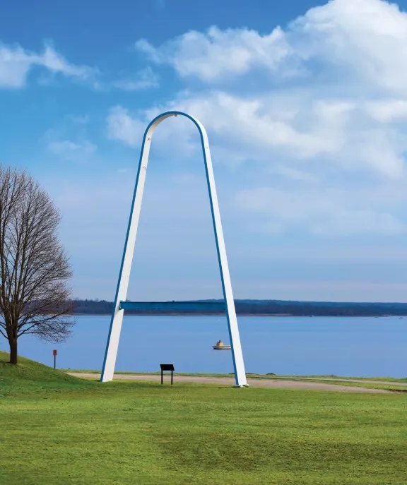 Rocky Point Arch in Warwick